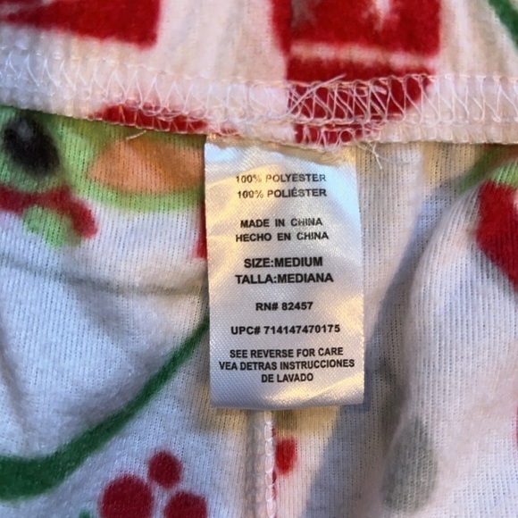 Adult Baby Yoda Christmas Pajama long sleeved & fleece pants medium star wars - Picture 7 of 10